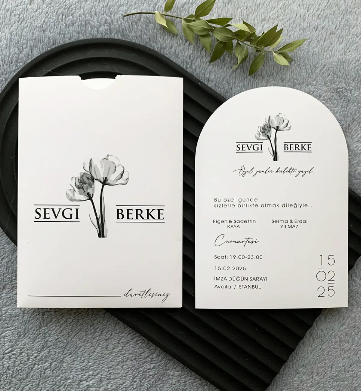 Kemerli Çiçekli Minimalist Düğün Davetiye Modeli