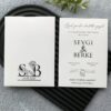 Zarif Çiçekli Monogram Davetiye Modeli