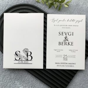 Zarif Çiçekli Monogram Davetiye Modeli