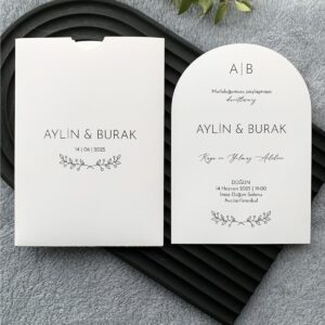 Zarif Yaprak Çizimli Oval Davetiye Modeli