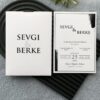 Siyah Beyaz Fırça Darbeli Davetiye Modeli