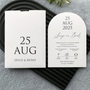 Modern Büyük Tarih Detaylı Oval Davetiye Modeli