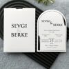 Siyah Beyaz Fırça Darbeli Oval Davetiye Modeli
