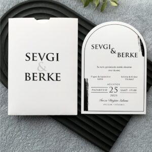 Siyah Beyaz Fırça Darbeli Oval Davetiye Modeli