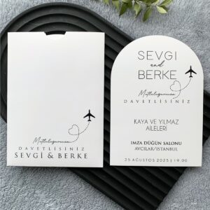 Uçak Figürlü Modern Oval Davetiye Modeli