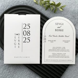 Büyük Tarihli Dikey İsimli Oval Davetiye Modeli